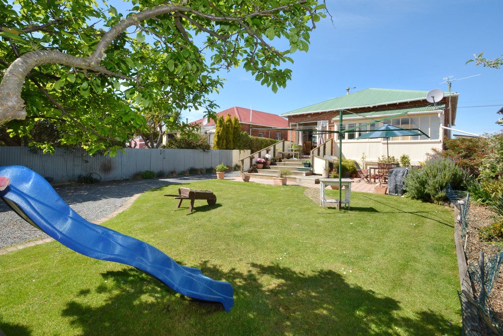28 Victoria Road, Saint Kilda, Dunedin - Carousel 2