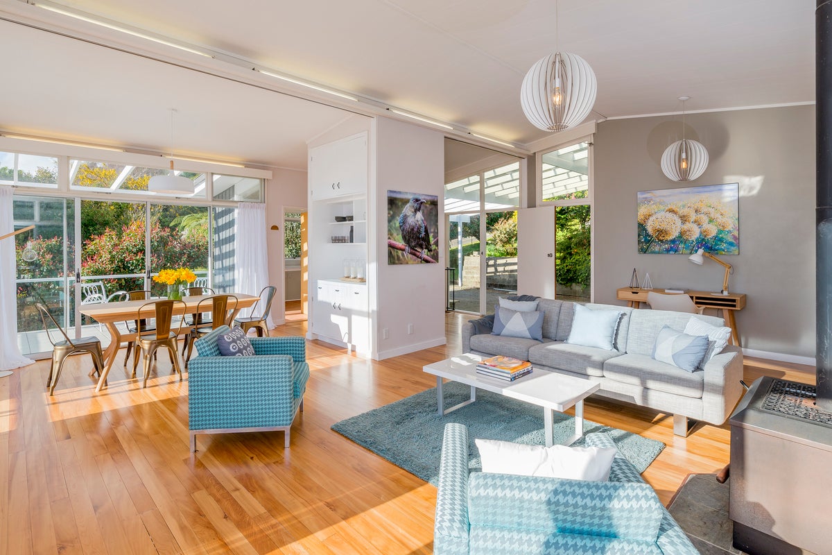 31 Tui Crescent, Waikanae - Carousel 2