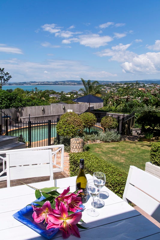 67 Mellons Bay Road, Mellons Bay, Auckland - Carousel 1