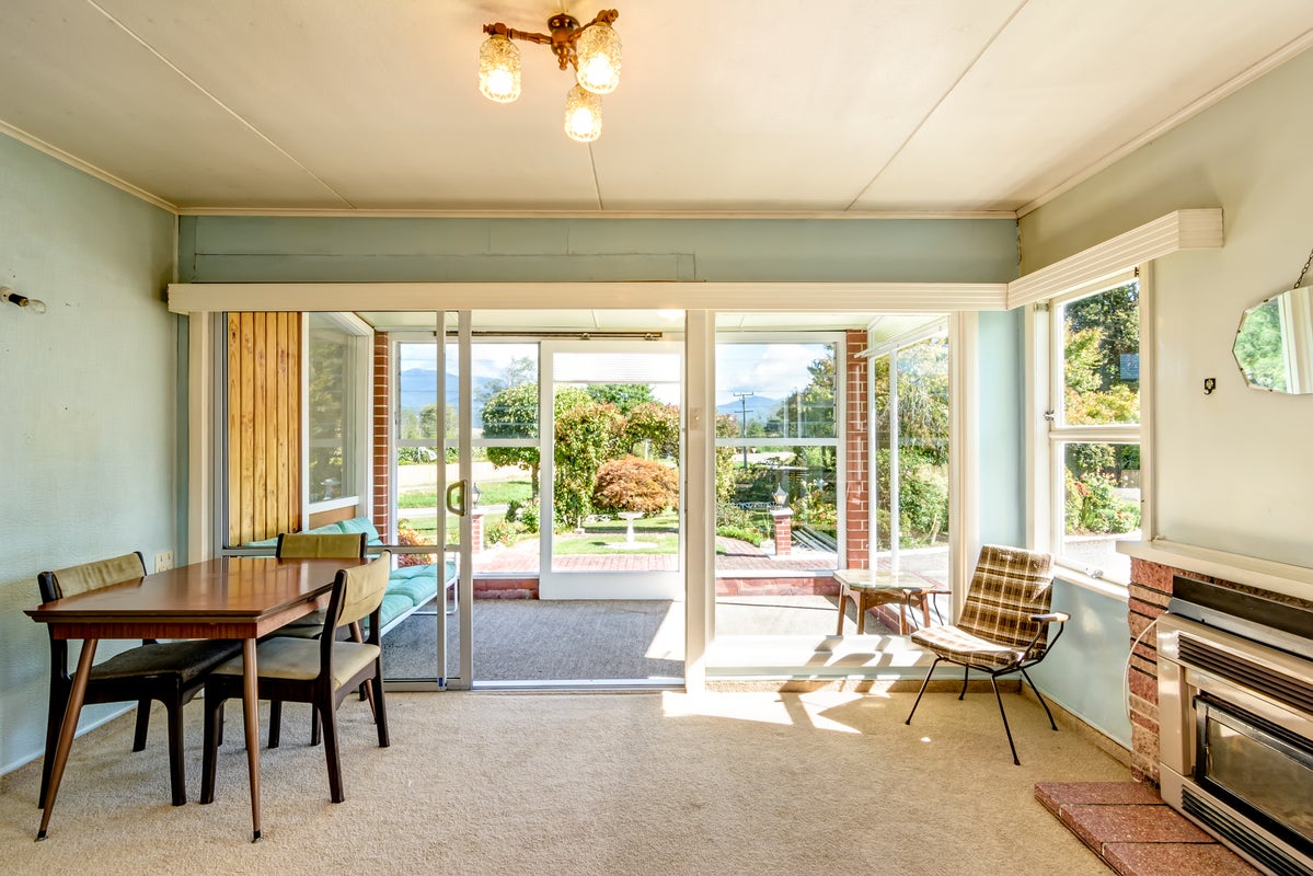 8 Flett Road, Upper Moutere - Carousel 2