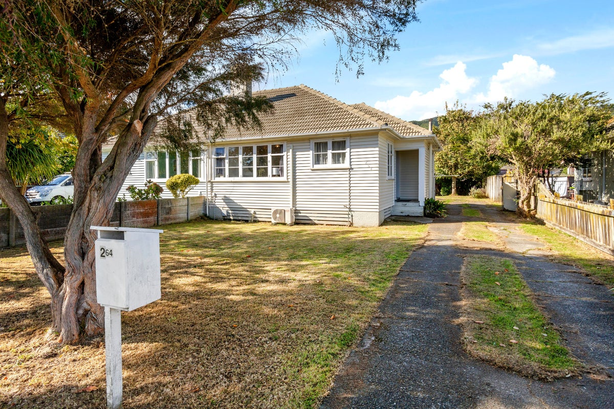 264 Naenae Road, Naenae, Lower Hutt - Carousel 1
