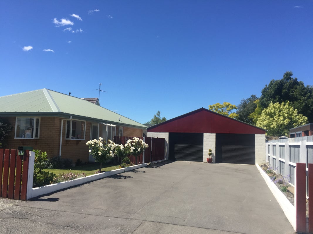 17 AGNES STREET, Tinwald, ASHBURTON - Carousel 1