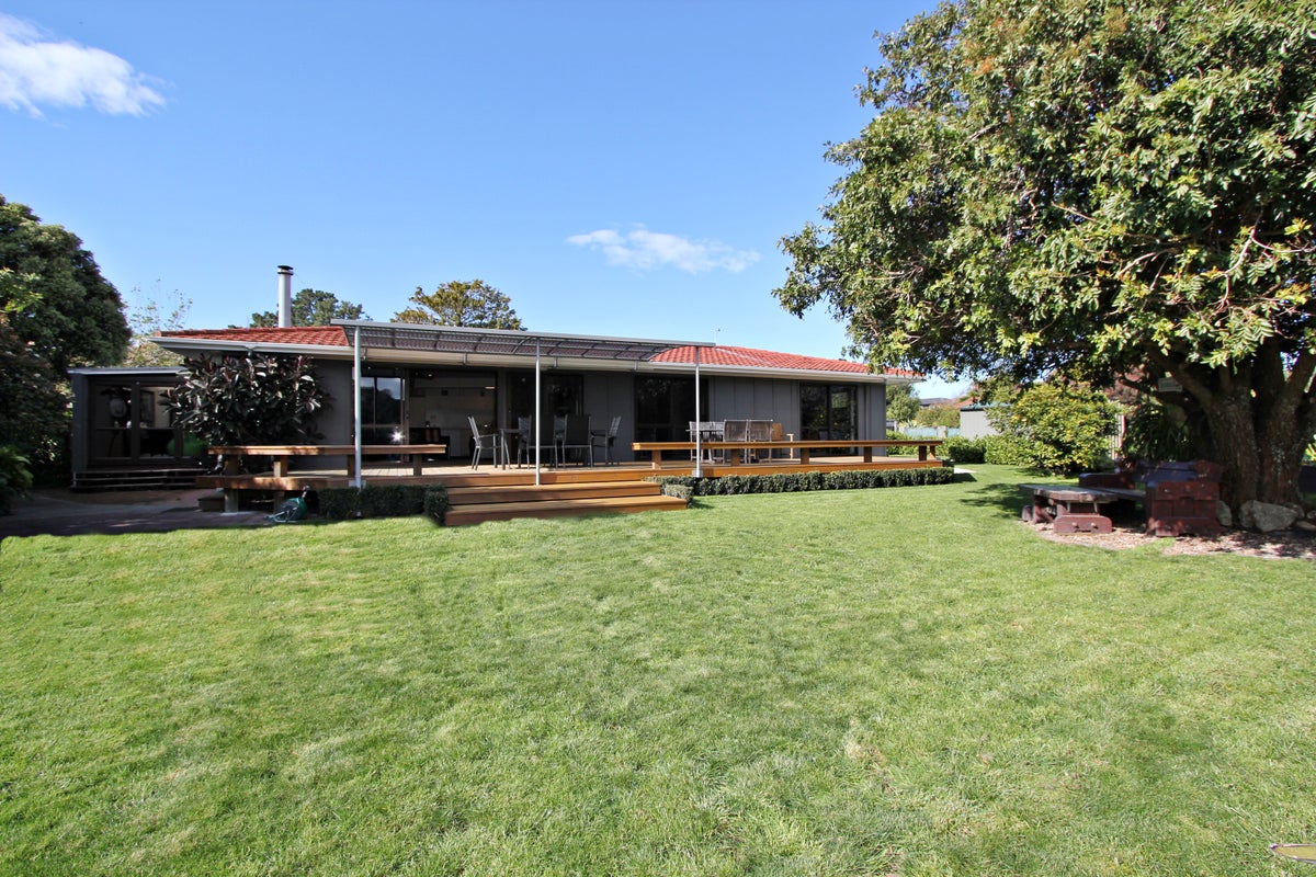 50 Le Quesne Road, Bay View, Napier - Carousel 1