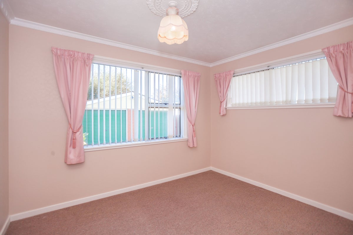 96 Avondale Road, Avondale, Christchurch - Carousel 10