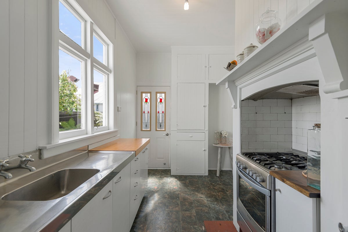 4 Coppell Place, Hillmorton, Christchurch - Carousel 1