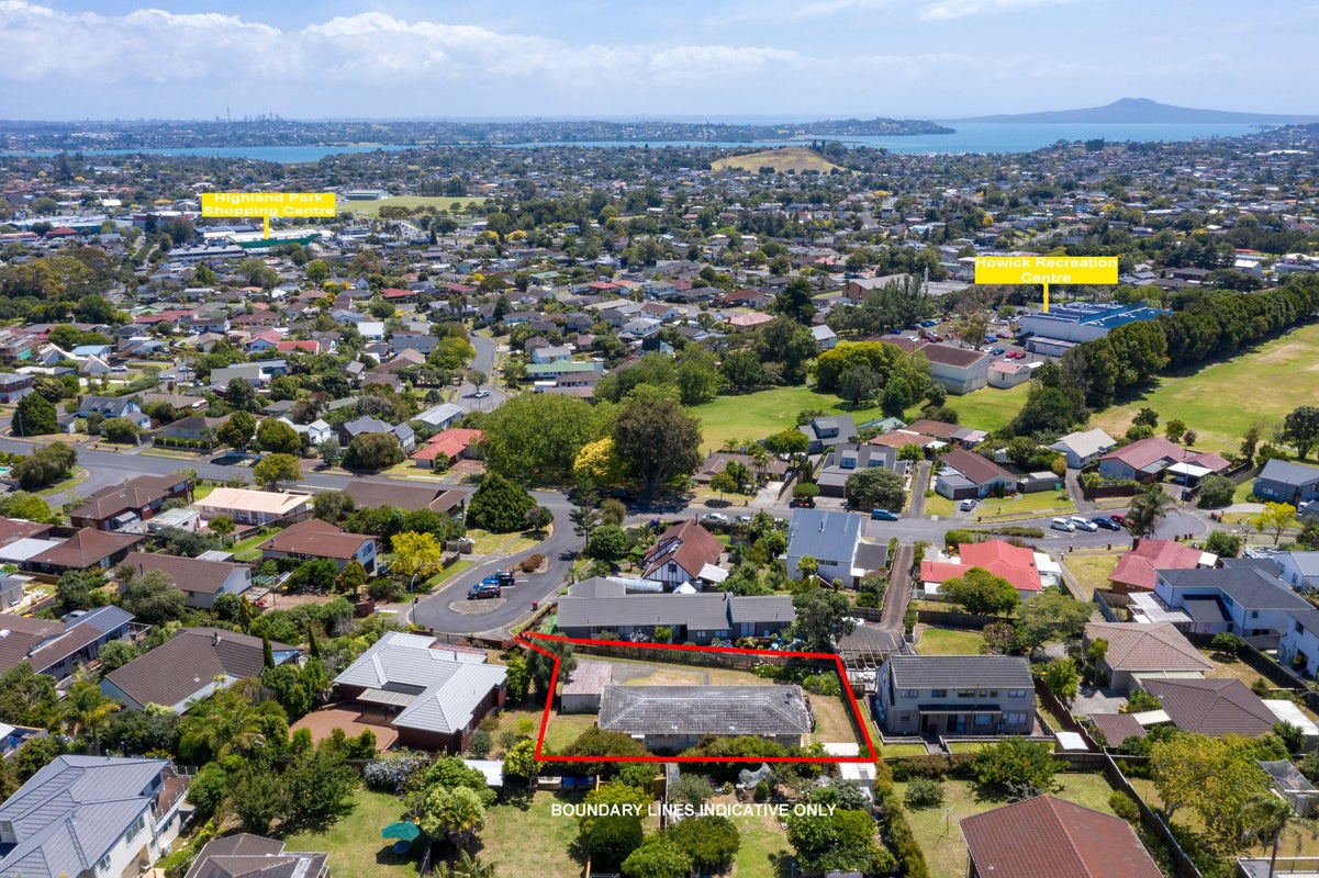 2/6 Clunie Place, Highland Park, Auckland - Carousel 19