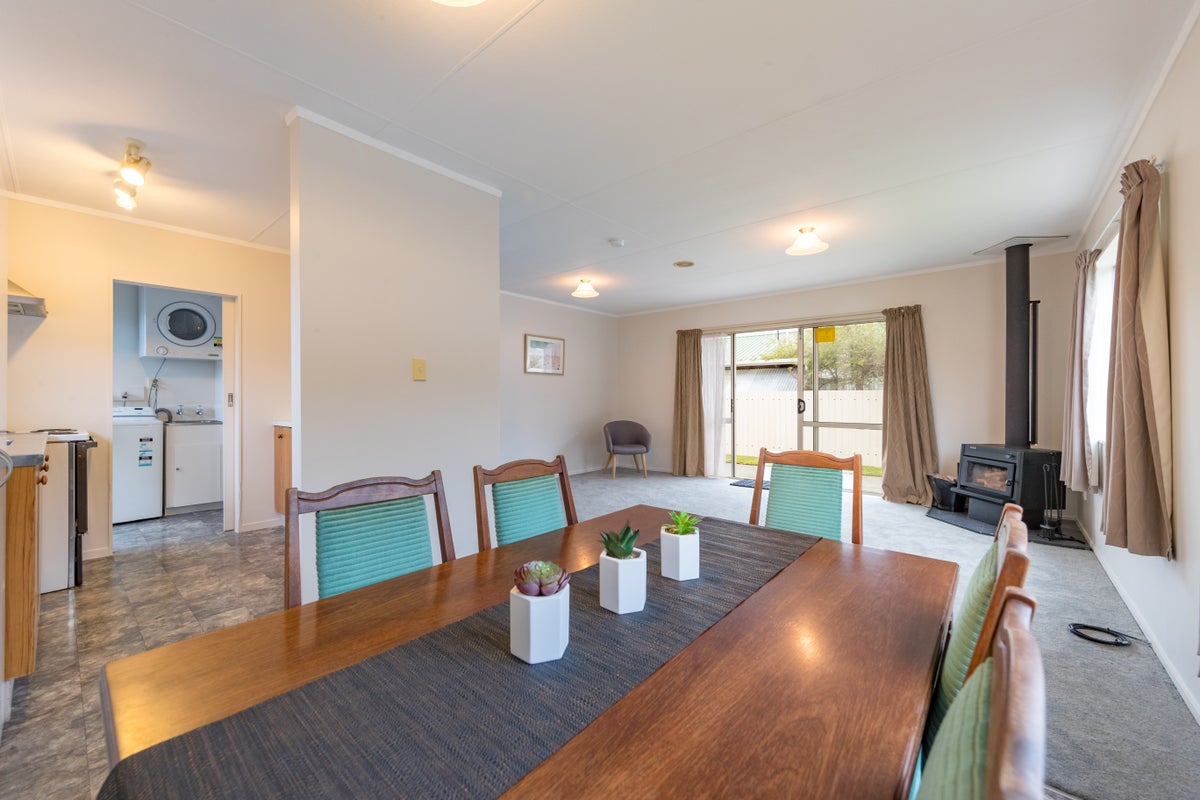 55 Berkeley Road, Wainuiomata, Lower Hutt - Carousel 10
