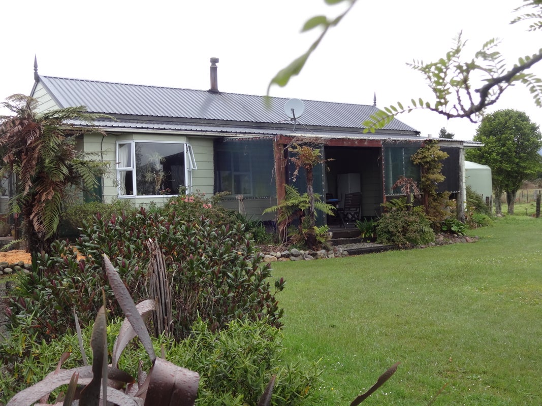 62 Cawthron RD, Westport , FAIRDOWN - Carousel 1