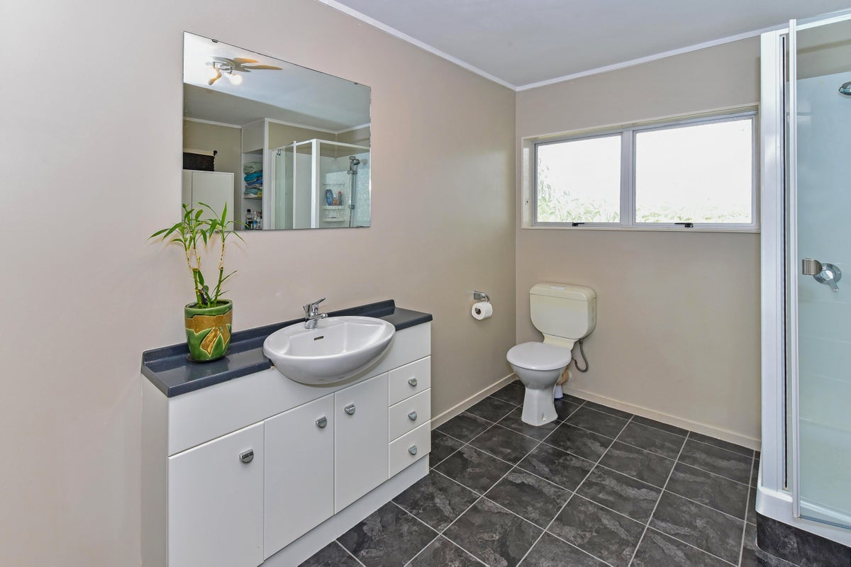 26 Berwyn Avenue, Takanini, Auckland - Carousel 10