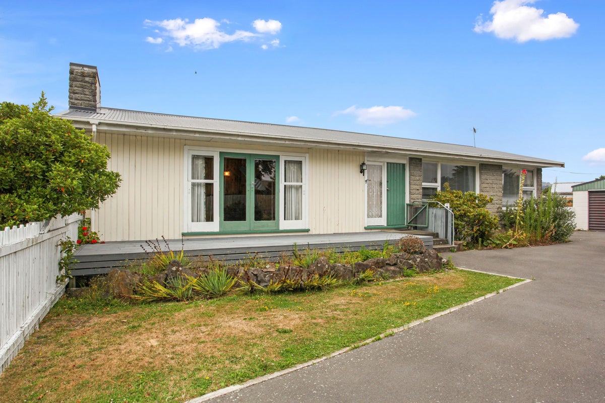360 Linwood Avenue, Bromley, Christchurch - Carousel 13
