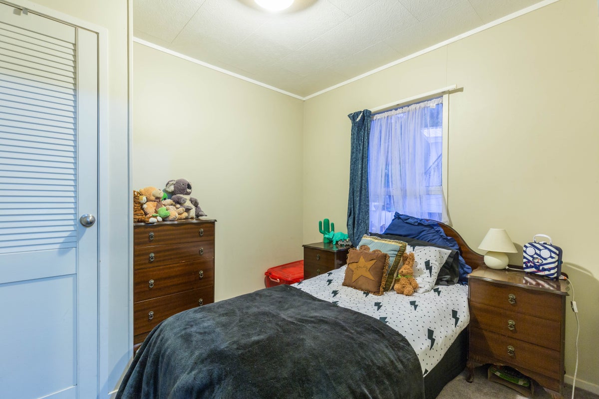 2 Ariki Place, Red Hill, Papakura - Carousel 10