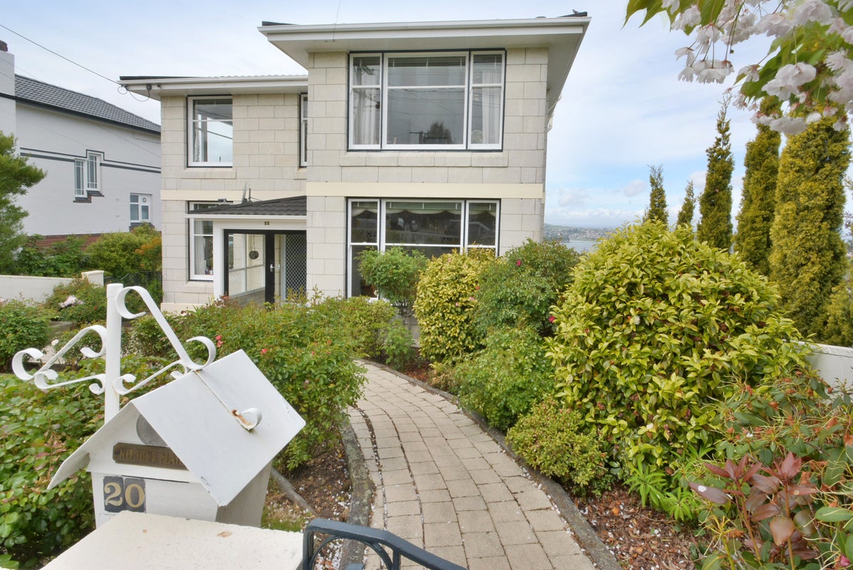 20 Granville Terrace, Belleknowes, Dunedin - Carousel 1