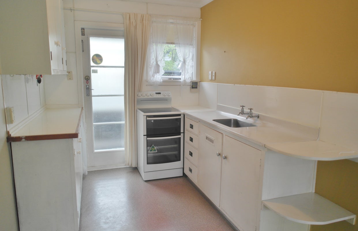 2/21 Trent Street, Linwood, Christchurch - Carousel 2