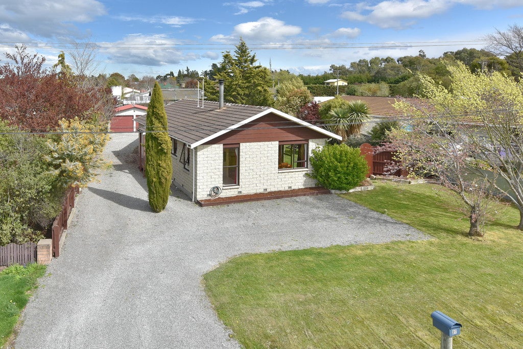 27 Auckland Street, Ashley, Rangiora - Carousel 1