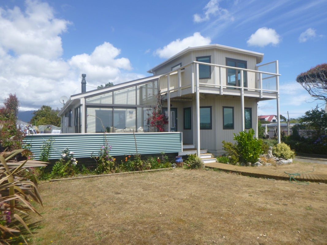 39 Marine Parade, Carters Beach, Westport - Carousel 1