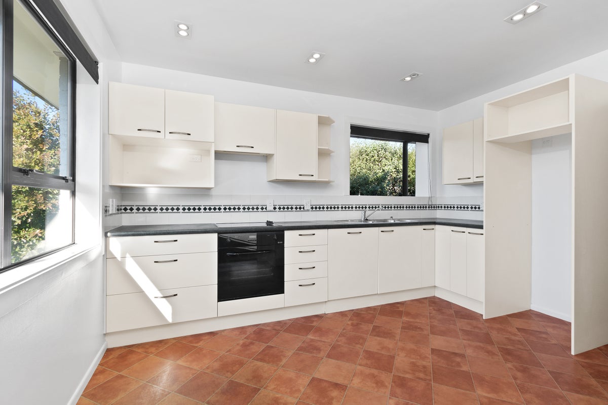 22 Thurso Place, New Brighton, Christchurch - Carousel 2