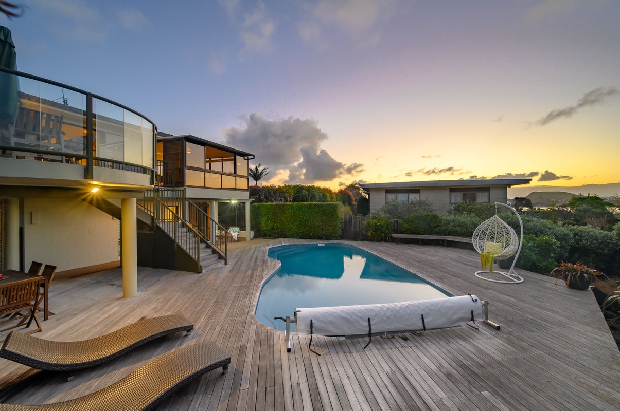 14 Paykel Avenue, Farm Cove, Auckland - Carousel 2