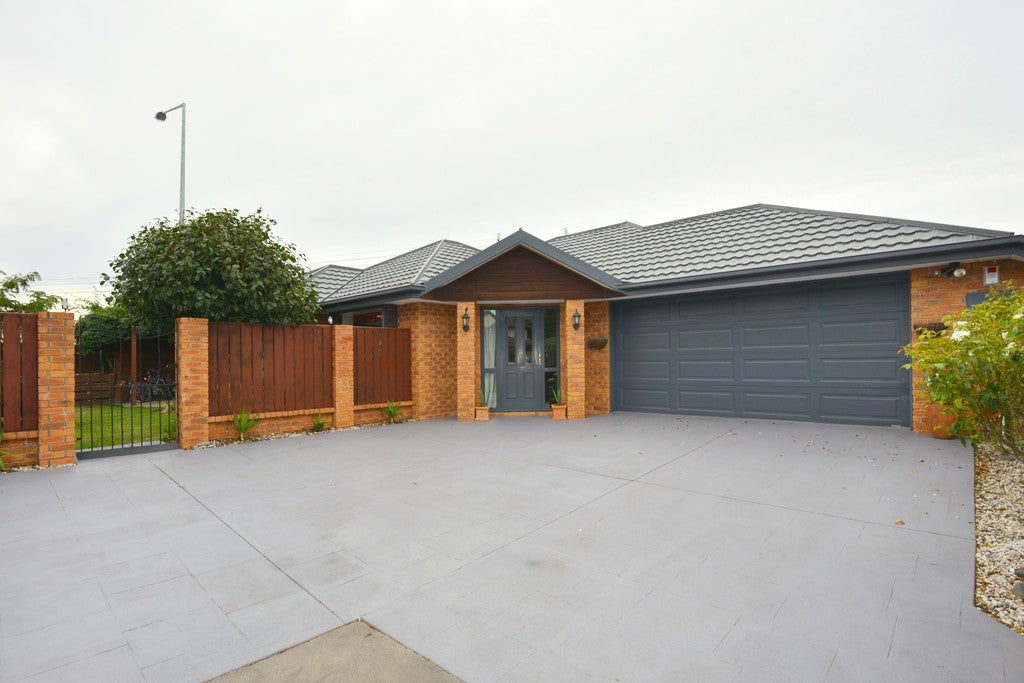 45 Chesterfield Mews, Russley, Christchurch - Carousel 2