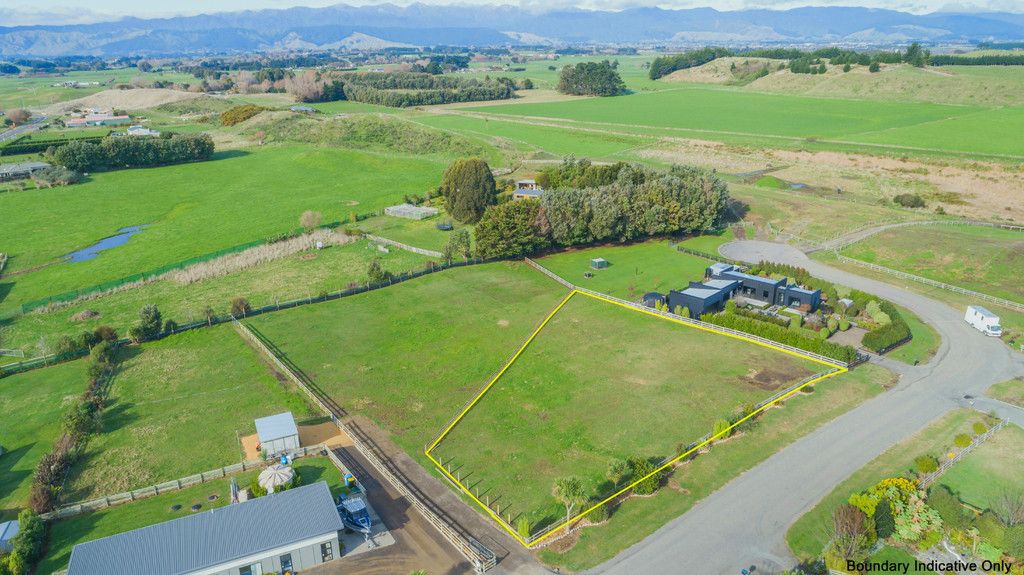 15 Grefor Lane, Waitarere, Levin - Carousel 4