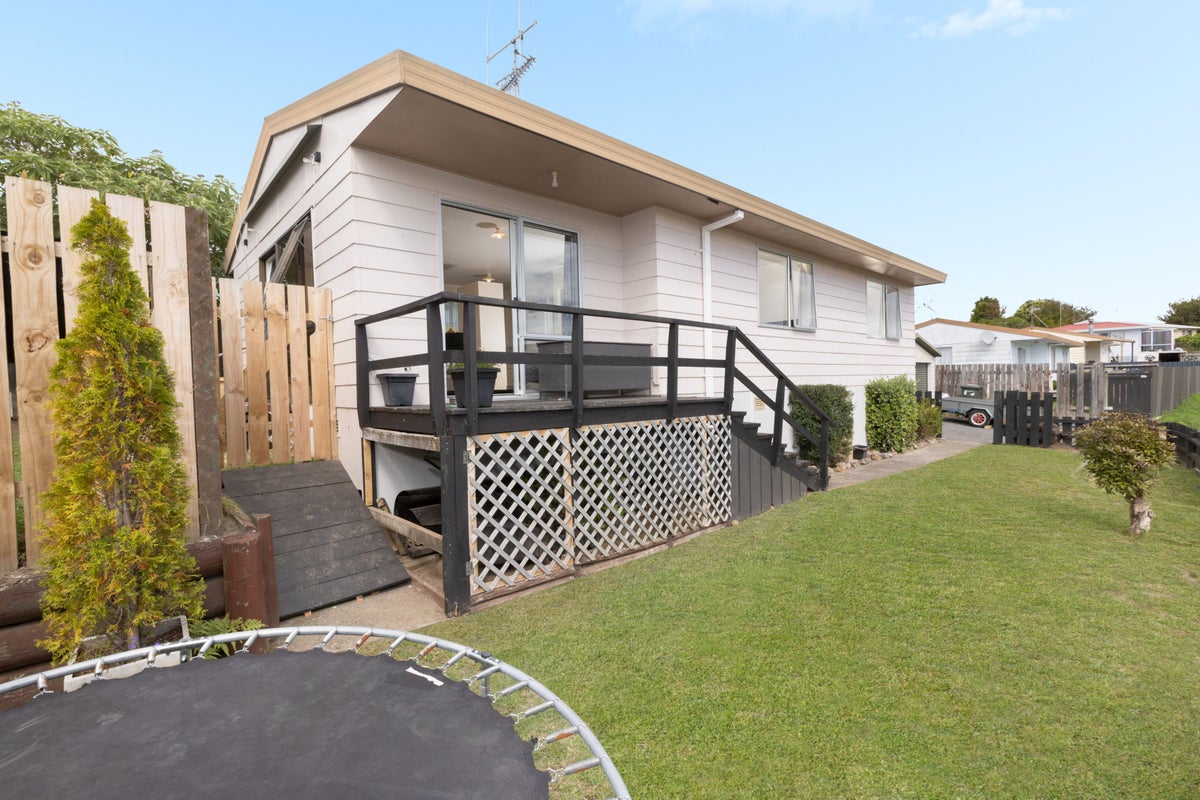56B Merivale Road, Parkvale, Tauranga - Carousel 1