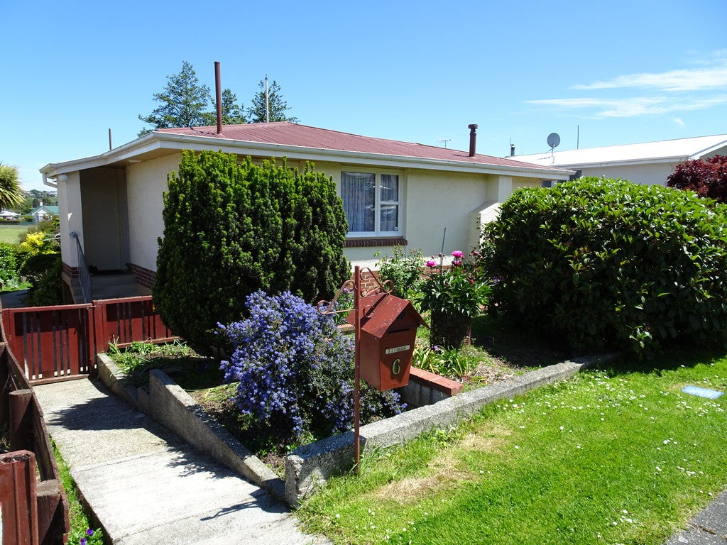 6 Cambridge Terrace, East Gore, Gore - Carousel 1