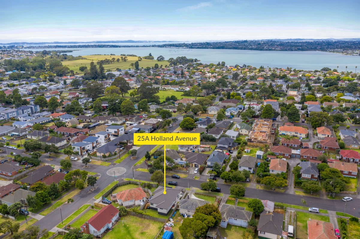 25A Holland Avenue, Point England, Auckland - Carousel 19