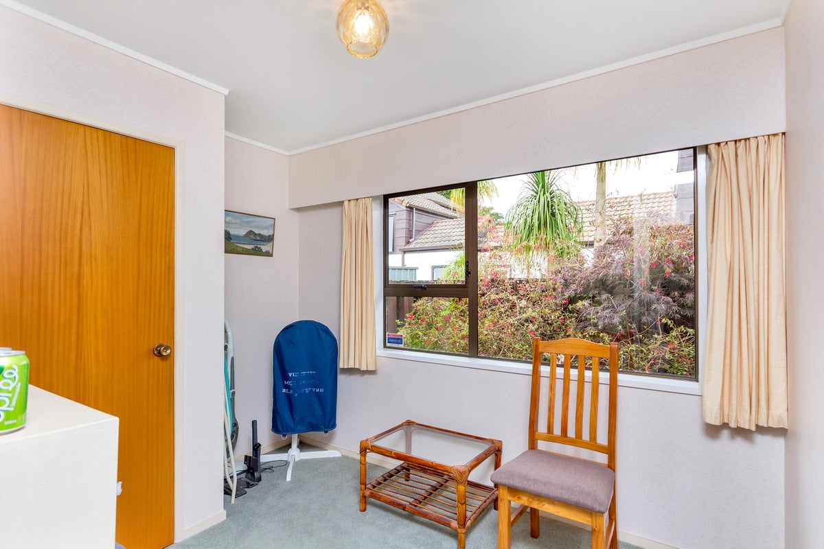12 Kindergarten Drive, Conifer Grove, Takanini - Carousel 10