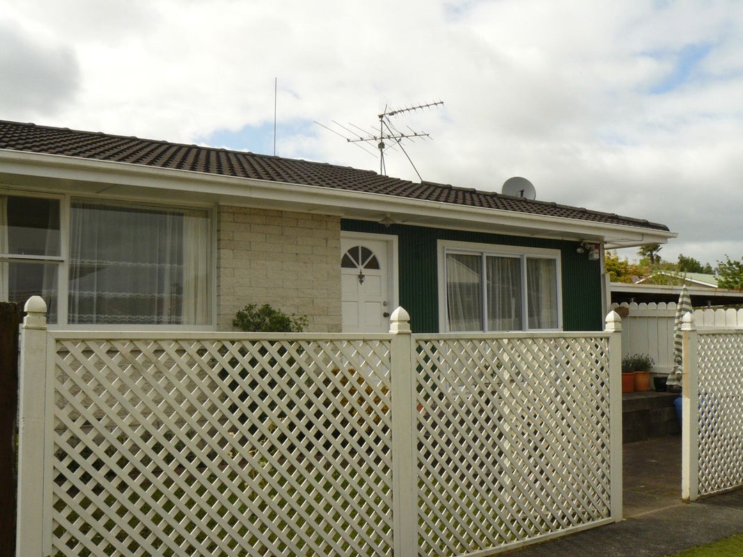 1/41 Abercrombie Street, Howick, Auckland - Carousel 2