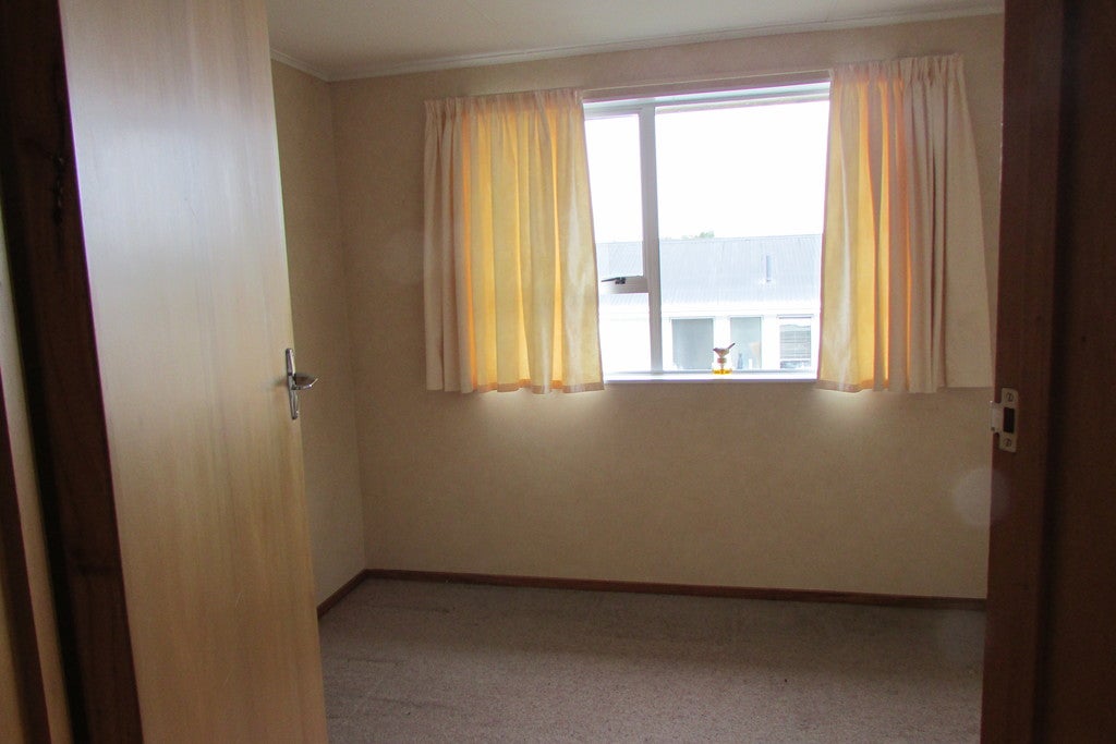21 Dale Crescent, East Gore, Gore - Carousel 10