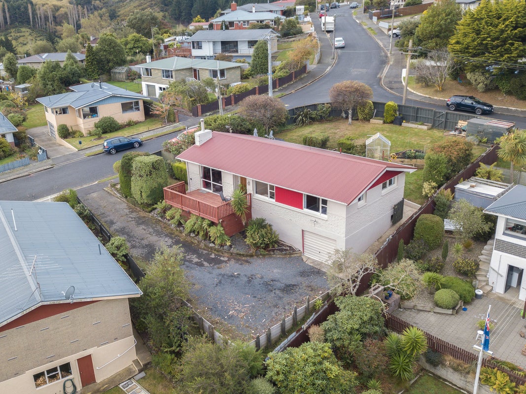 19 Bell Crescent, Concord, Dunedin - Carousel 2