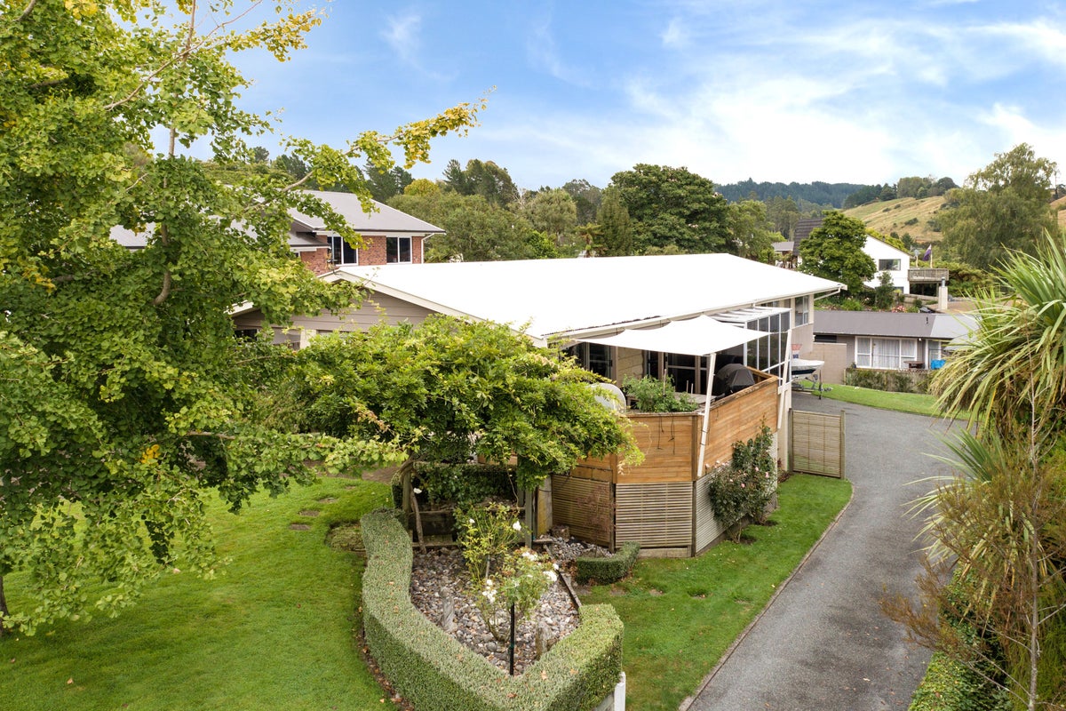 49 Utuhina Road, Springfield, Rotorua - Carousel 2