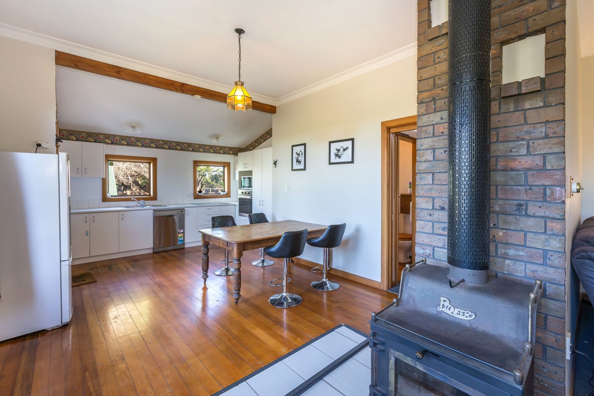 2373 Bealey Road, Darfield - Carousel 1