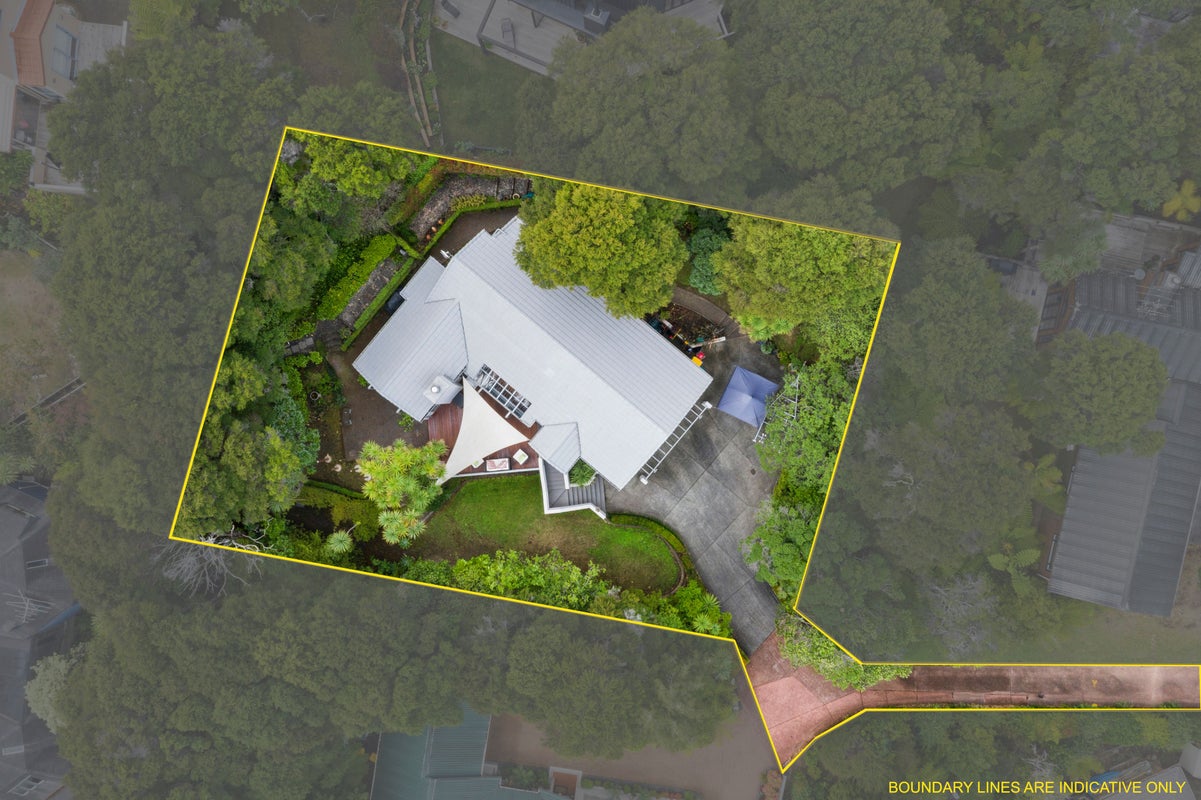 11E Woodfern Crescent, Titirangi, Auckland - Carousel 19