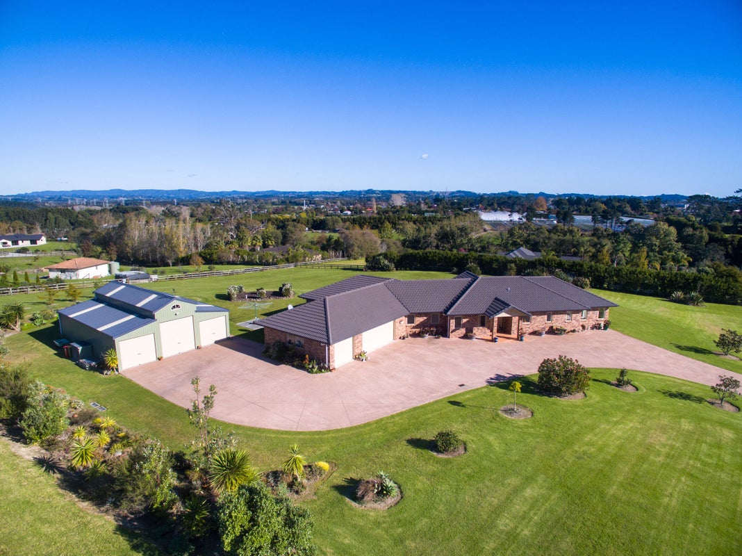 289B Old North Road, Kumeu - Carousel 1