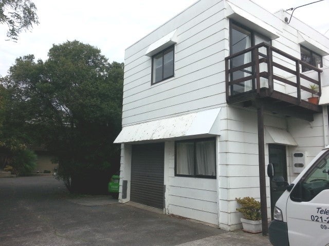 1/30 Ramsgate Terrace, Mairangi Bay, Auckland - Carousel 1