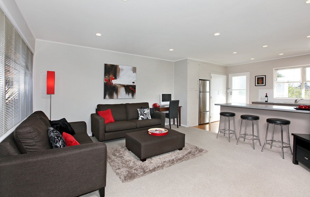 6/0 Spring Street, Onehunga, Auckland - Carousel 1