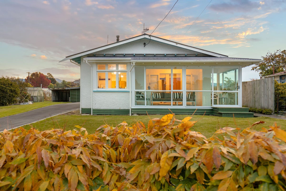 7 Green Tree Road, Riwaka, Motueka - Carousel 1