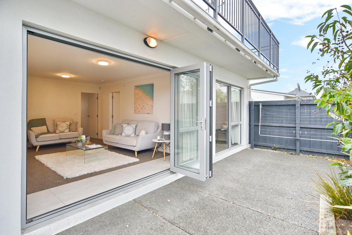 1/77 Geraldine Street, Edgeware, Christchurch - Carousel 1