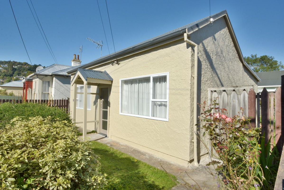 19 Selwyn Street, North East Valley, Dunedin - Carousel 2