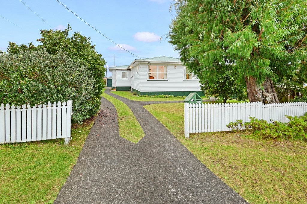 34 Tramway Road, Beach Haven, Auckland - Carousel 1