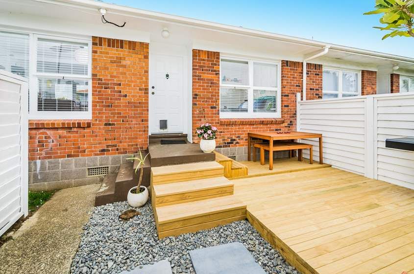 1/5 Esmonde Road, Takapuna, Auckland - Carousel 1