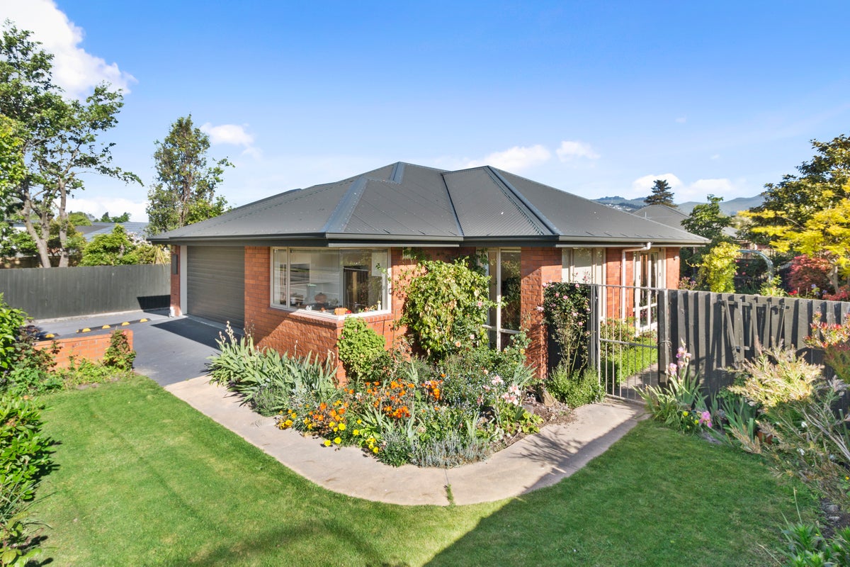 68 Tennyson Street, Sydenham, Christchurch - Carousel 1