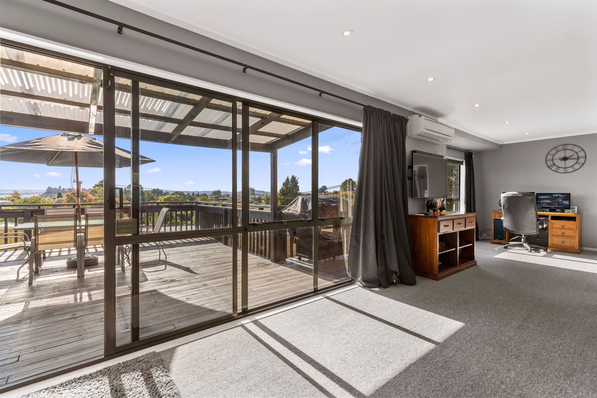 9 Morey Street, Owhata, Rotorua - Carousel 2