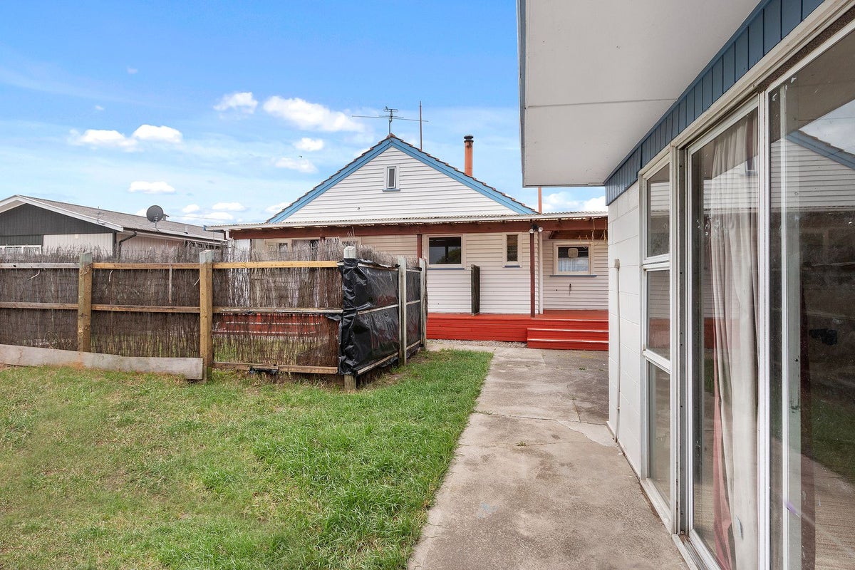 336 Breezes Road, Aranui, Christchurch - Carousel 12