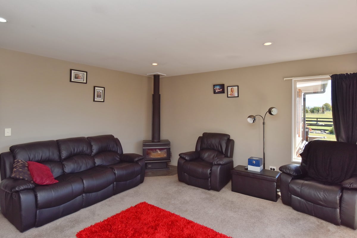 296 Gressons Road, Waikuku, Rangiora - Carousel 10