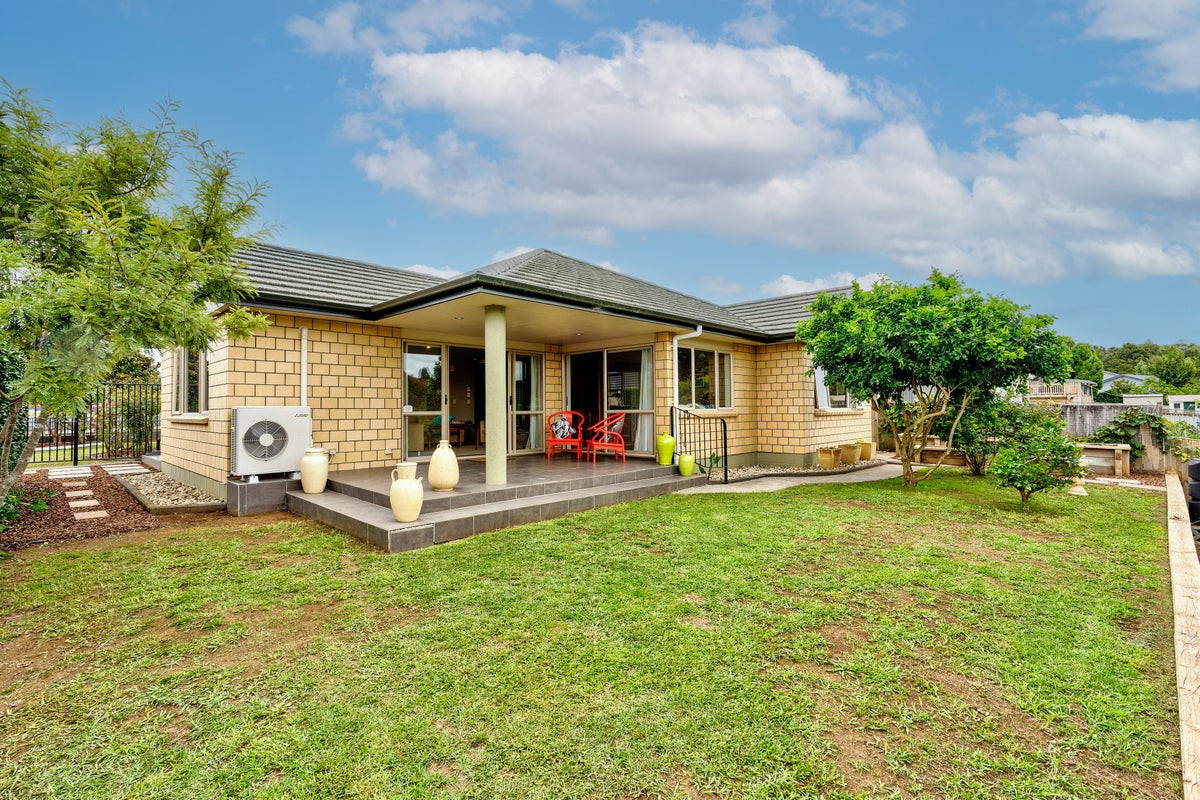 33 Amber Drive, Tikipunga, Whangarei - Carousel 2