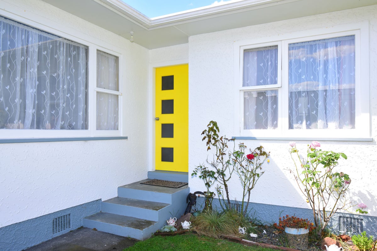 11 Ruapehu Street, Castlecliff, Whanganui - Carousel 2
