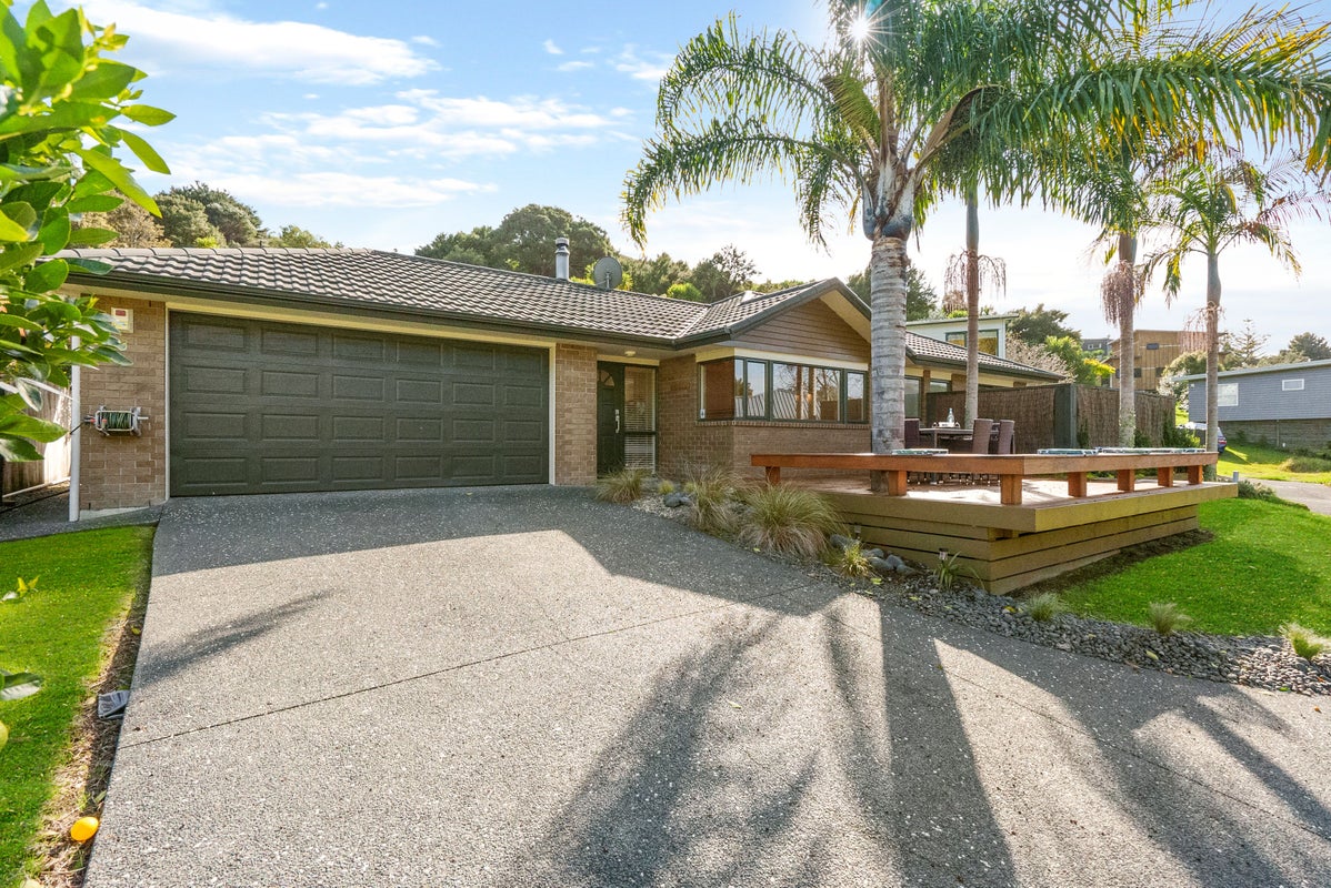 14 Donald Place, Stillwater, Silverdale - Carousel 1