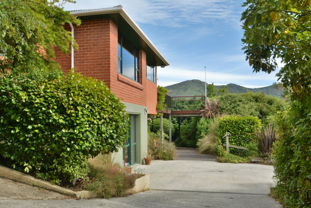 8 Prospect Row, Roseneath, Port Chalmers - Carousel 2