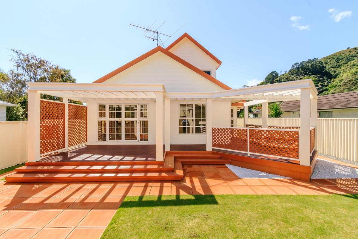 40 Norton Park Avenue, Fairfield, Lower Hutt - Carousel 26